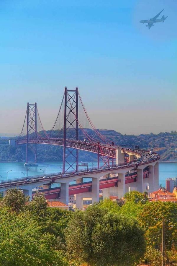 Tejo House River Lisbon Almada Exterior foto